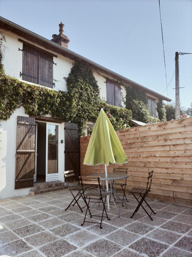 A Deux Pas De Cabourg ,Avec Une Belle Vue Sur La Campagne Normande.A Grangues ภายนอก รูปภาพ